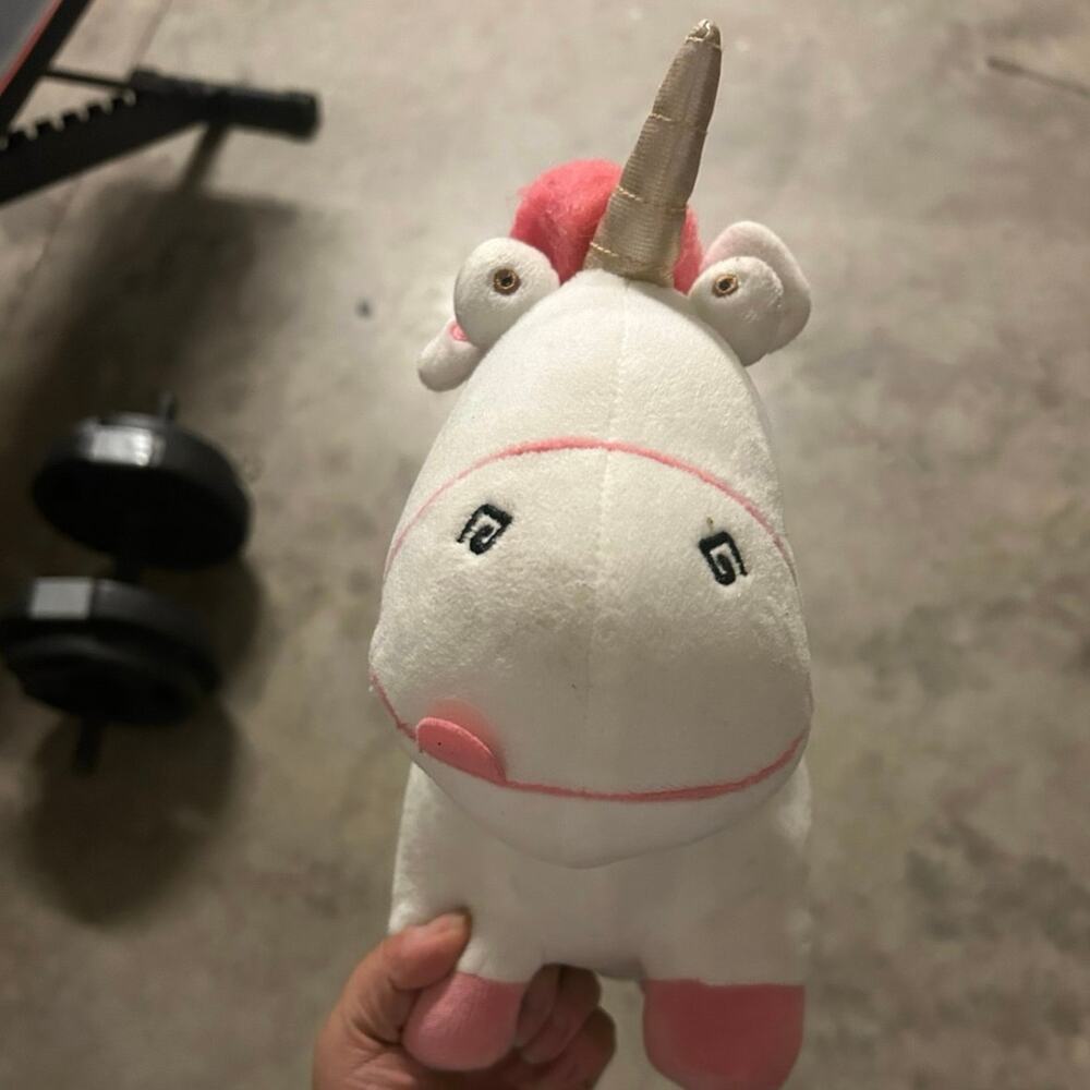 Universal Studios Despicable Me Fluffy Unicorn Plush 12” Used EUC